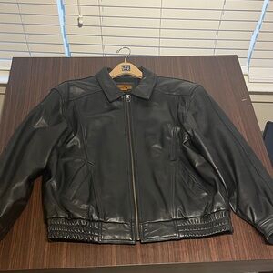Northern Explorer 80s-era leather jacket